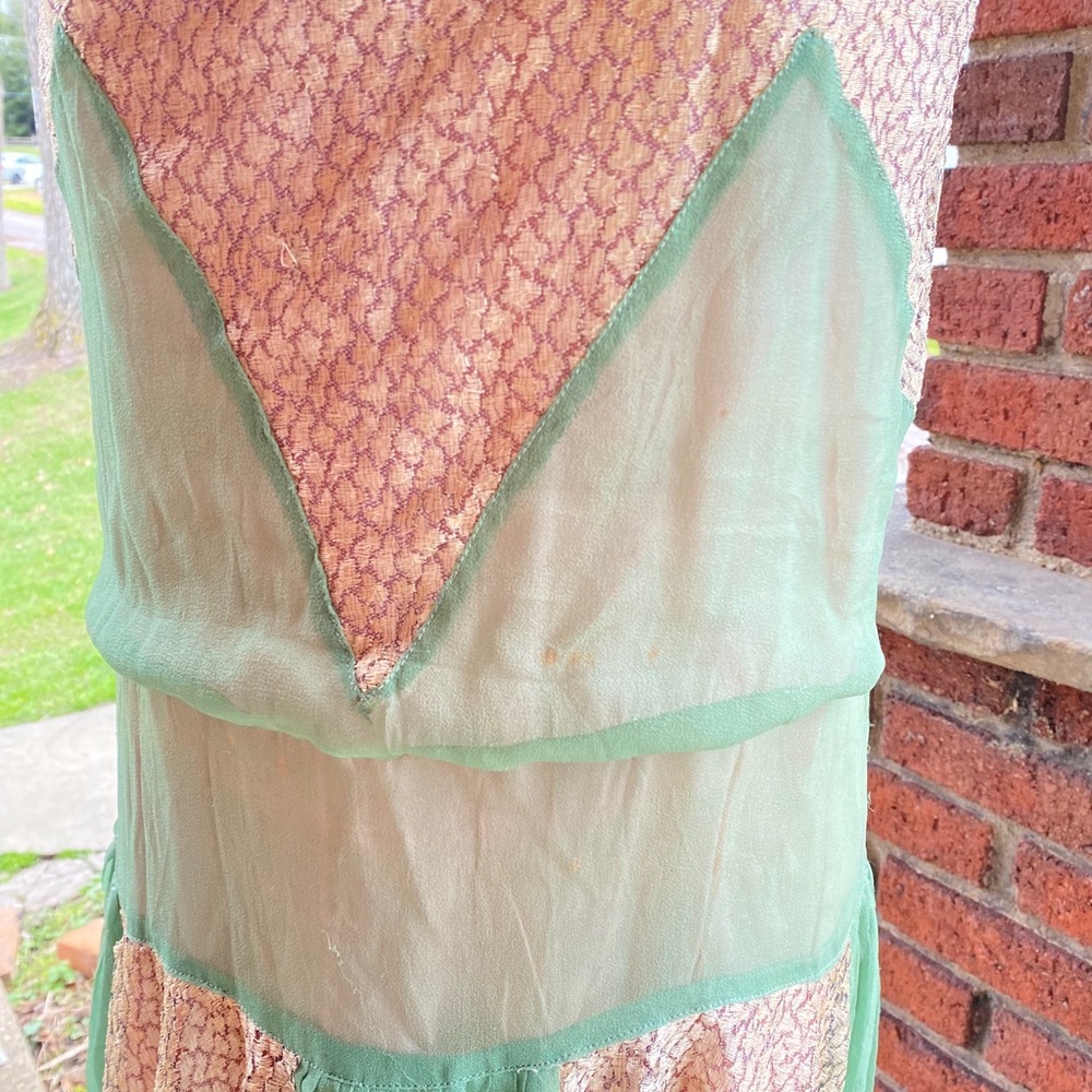 Vintage 1920s Green Chiffon & Lace Flapper Dress - Picture 3 of 11